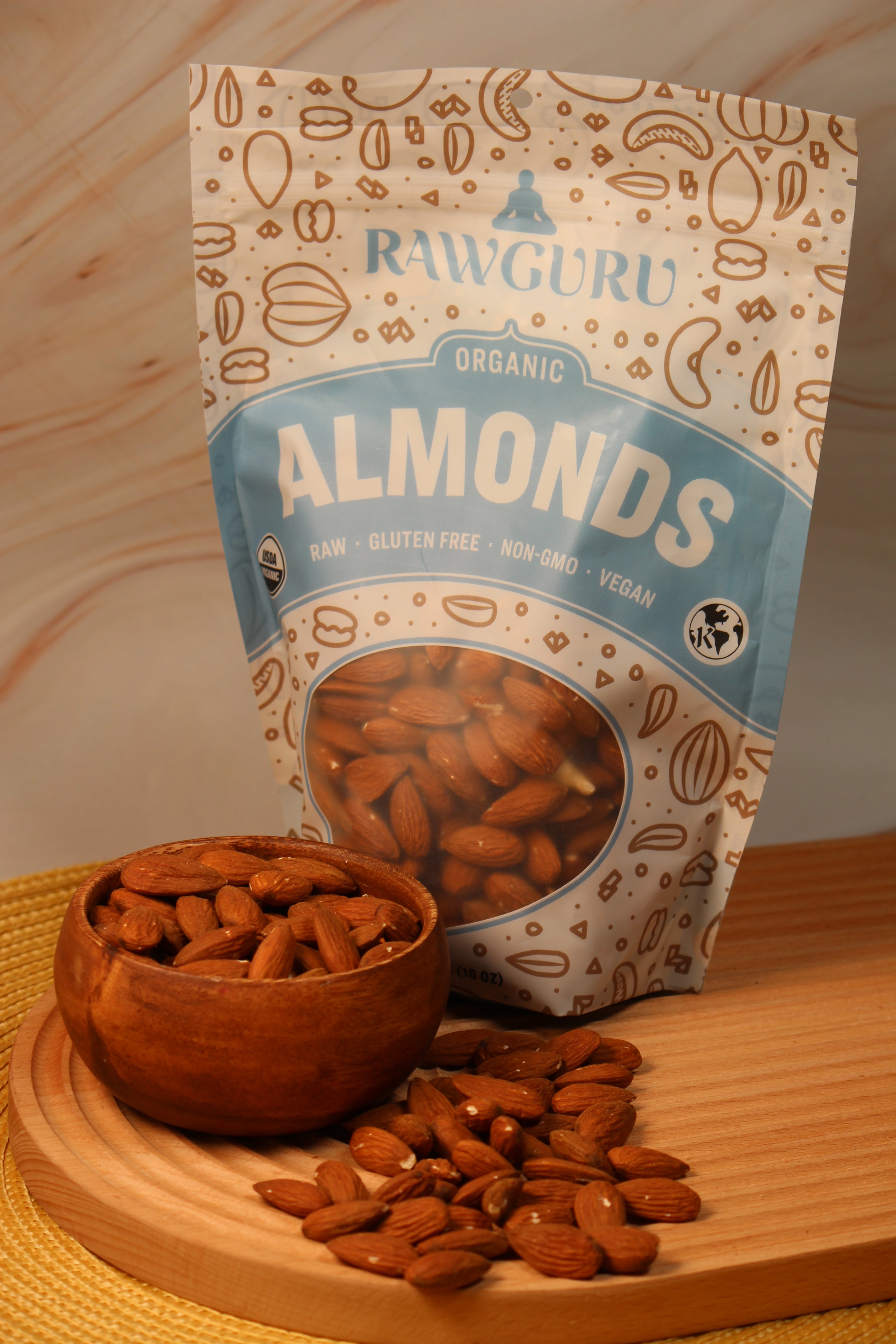 Raw Organic Almonds | 16 oz
